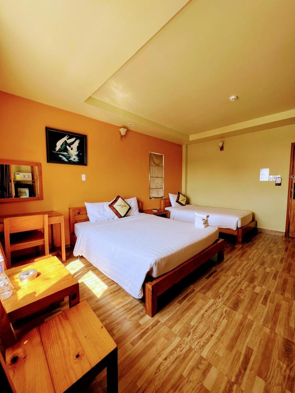 Lucky Phu Quoc Hotel Exteriör bild