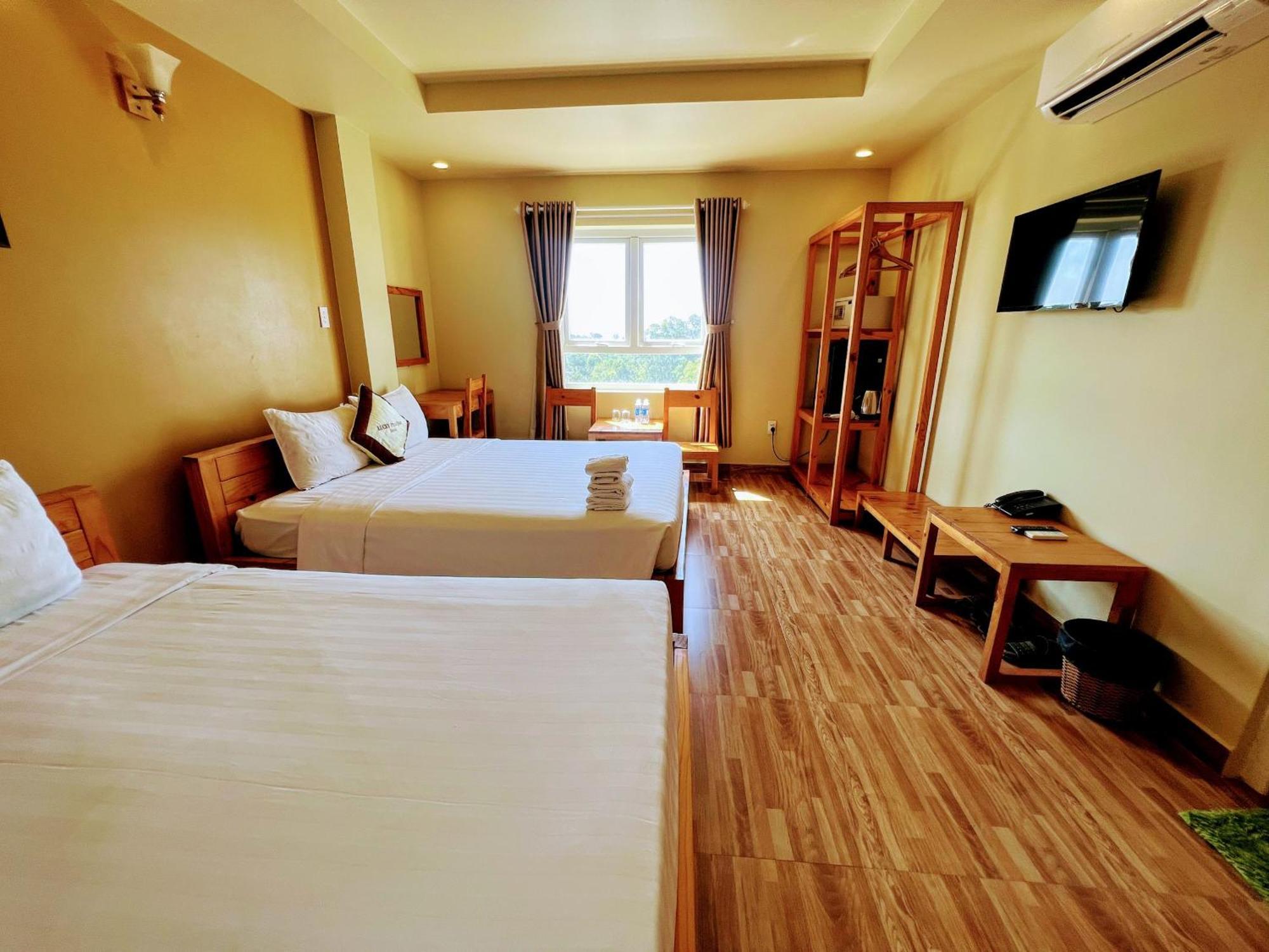Lucky Phu Quoc Hotel Exteriör bild